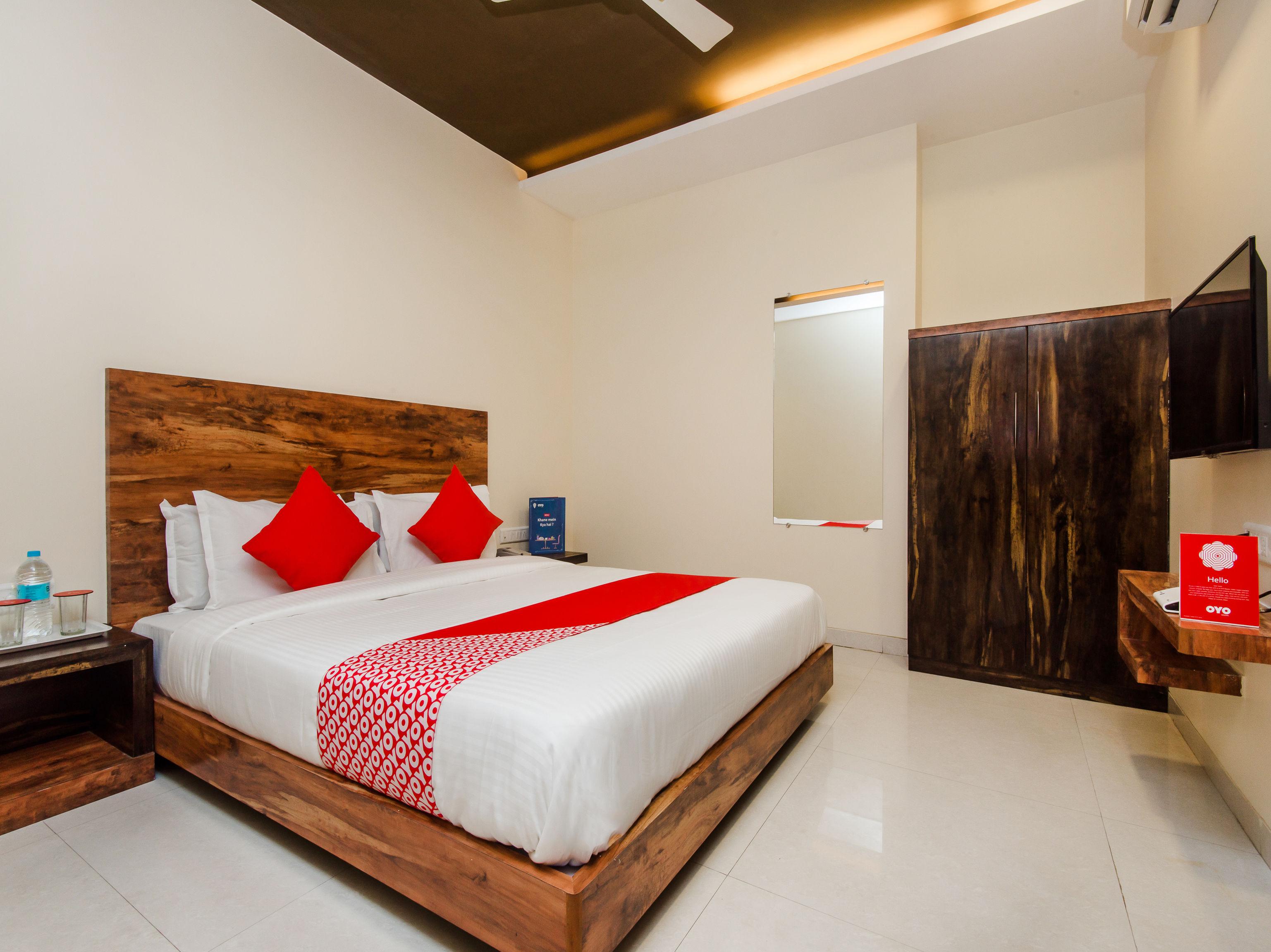 Hotel Sai Comforts Bapane Exterior foto